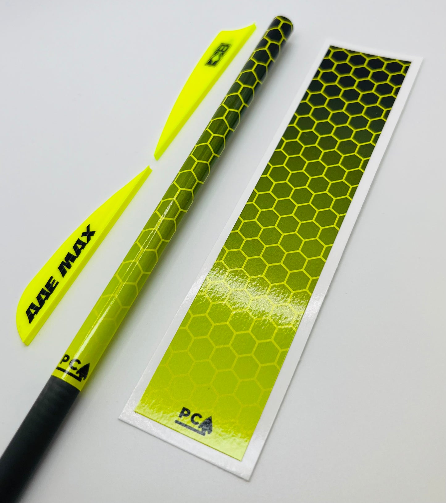 Flo Yellow x Black (AAE Yellow/Bohning Neon Yellow) - HEX FUSION Series Arrow & Bolt Wrap