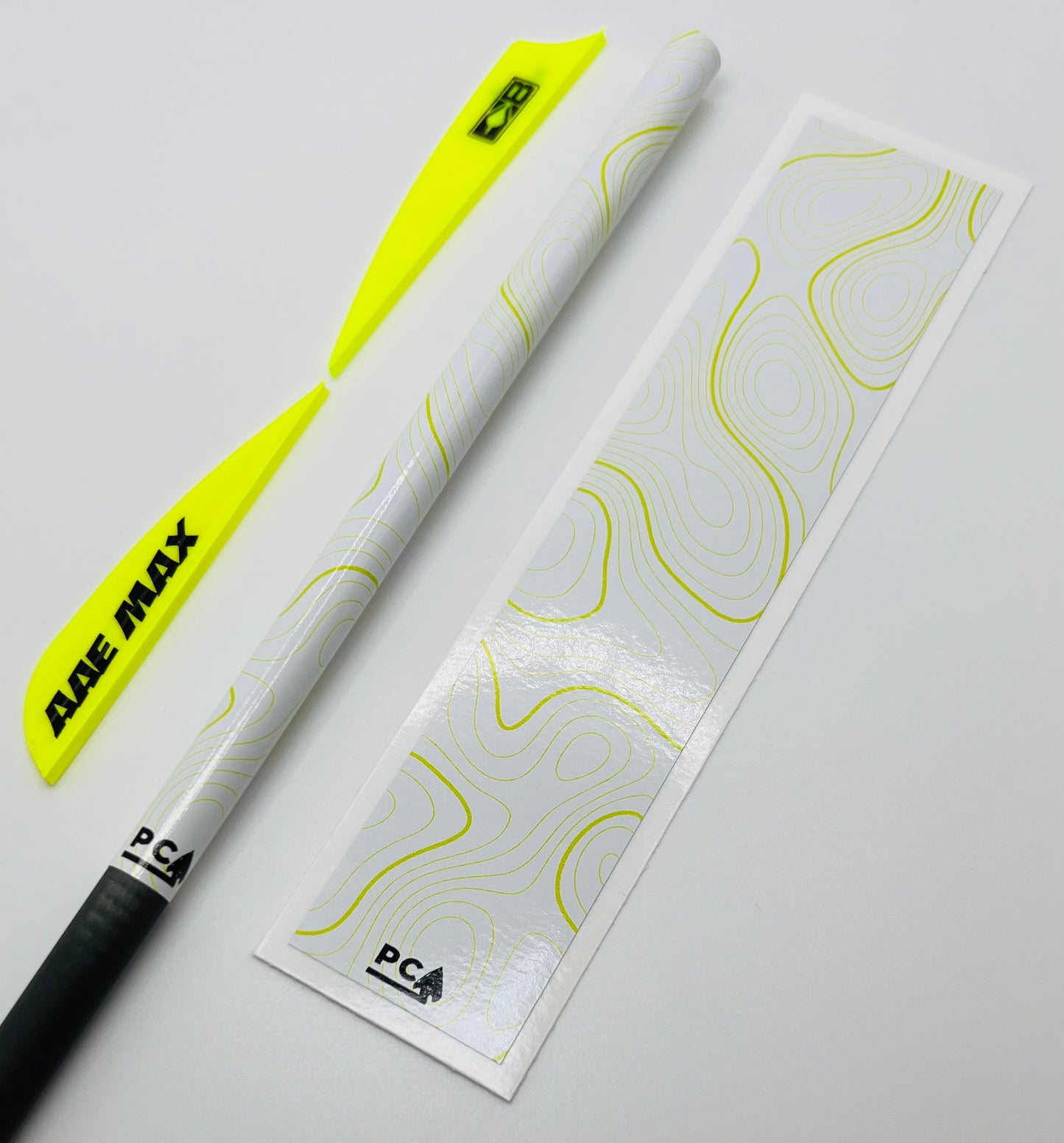 Flo Yellow on White (AAE Yellow/Bohning Neon Yellow) - TOPO Series Arrow & Bolt Wrap